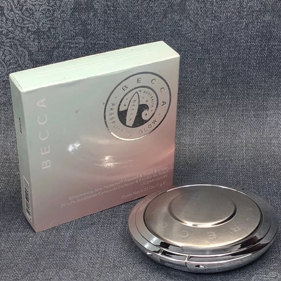 Becca - Picture 7 of 7